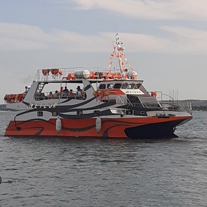 В 15 часов FISH-TOUR на теплоходе "МЕТЕОР"